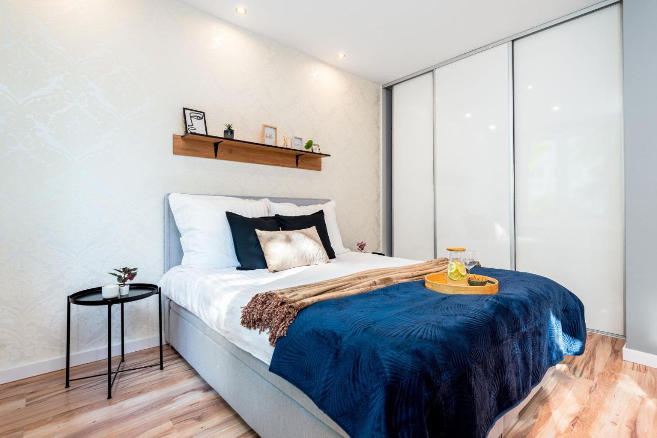 Kairos Apartments - City - Darmowy Parking, Scisle Centrum Katoviçe Dış mekan fotoğraf